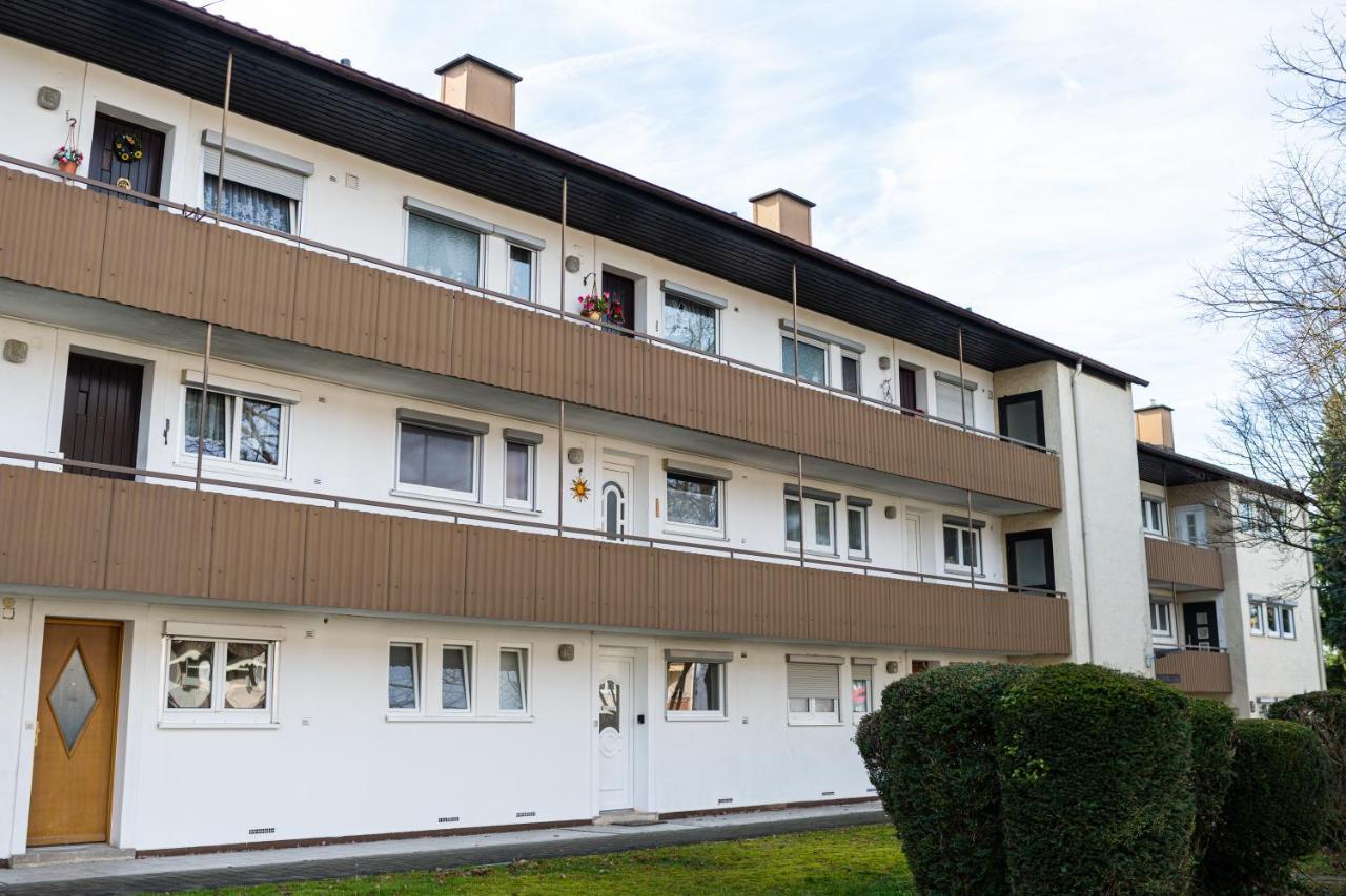 Sonnige Ferienwohnung In Neckarsulm Mit Massageliege & Wlan & Parken Luaran gambar